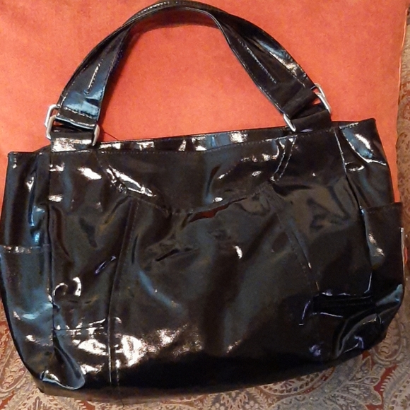 Ladies Kenneth Cole Reaction Purse - Picture 2 of 2